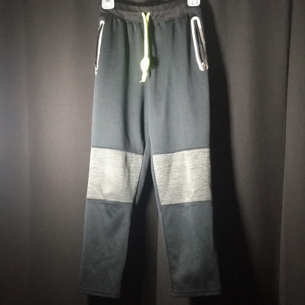 Boys youth size 7X Jogger